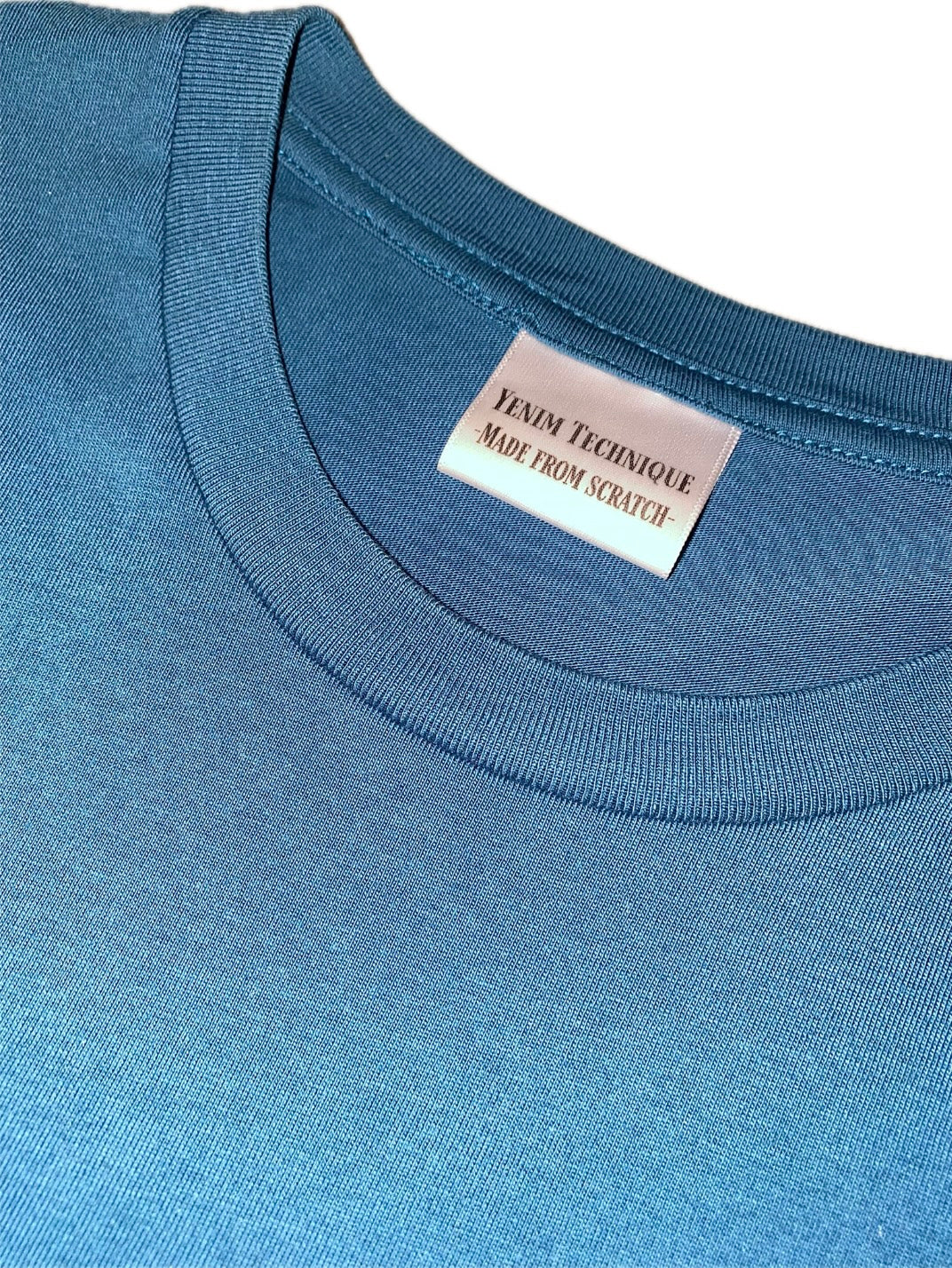 Yenim script T-shirt